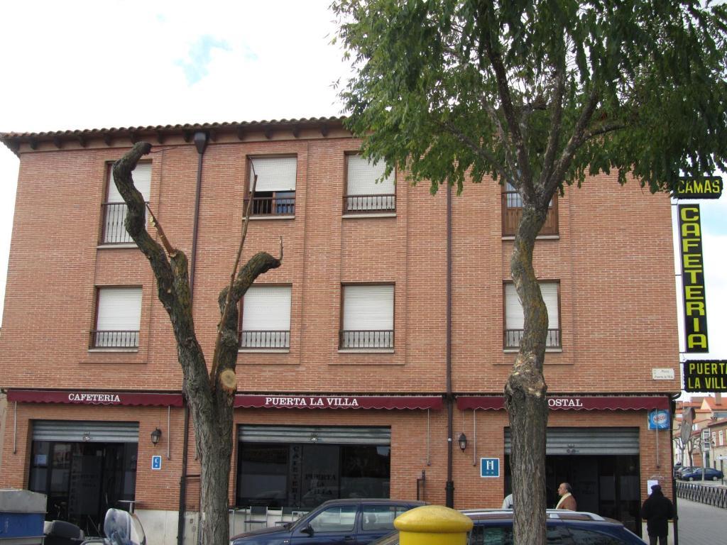 Hostal Puerta La Villa 바야돌리드 외부 사진